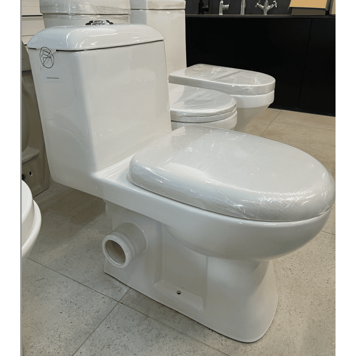 Toilet Suite One Piece Skew Right Hand Trap Hn2154 Right Suite Nz Depot 2