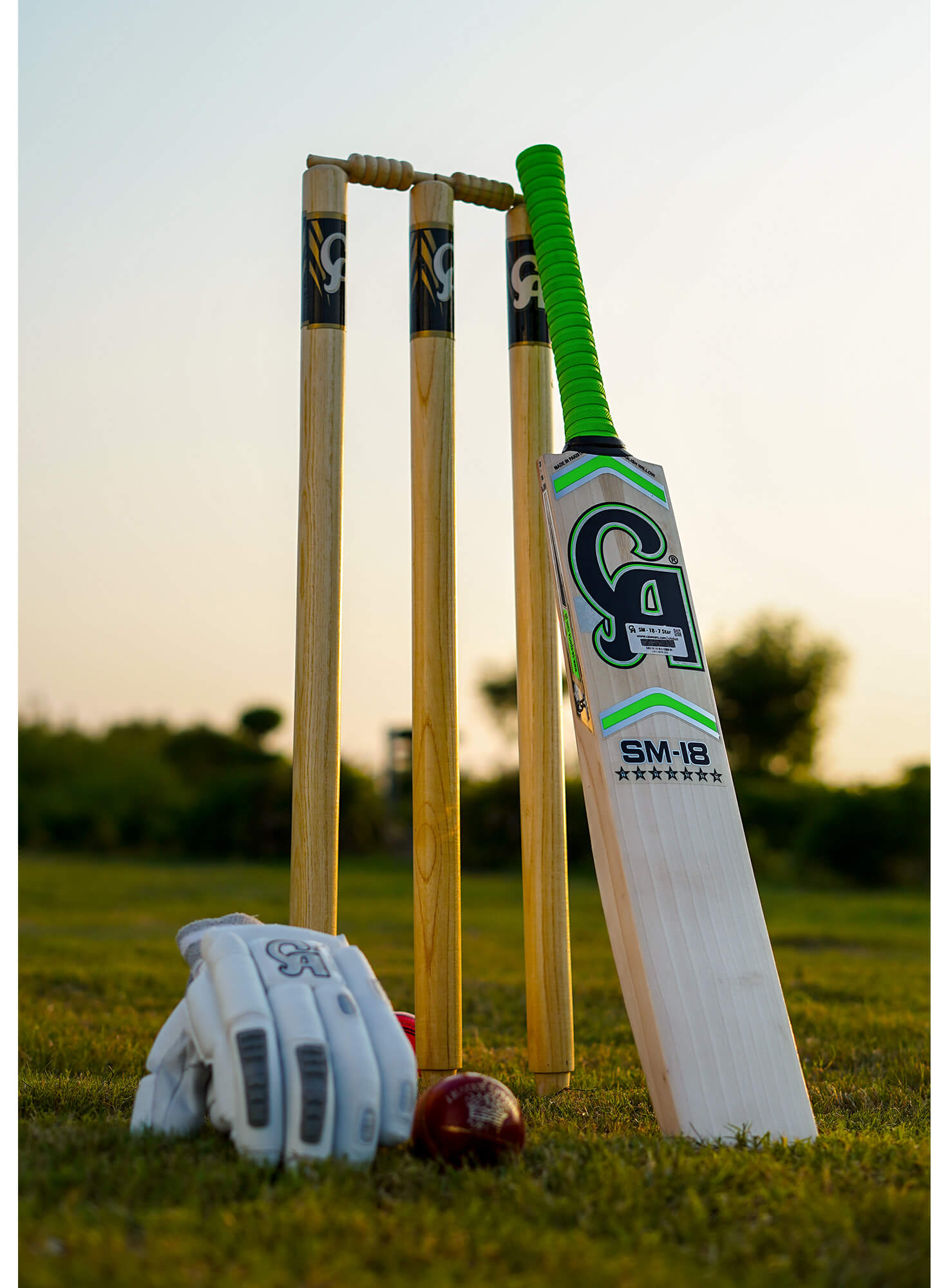 SM-18 7 STAR - Green  Cricket Bats,7