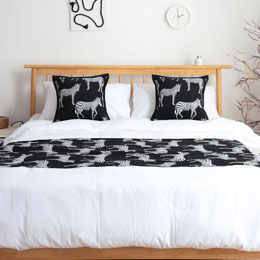 Soga 1.5M Bed Light Luxury Black Zebra Vintage Bed Scarf Runner Bedding Tail Pad Flag For Home Hotel Set Of 3, Home, Bed Linen, Throws And Blankets, Blankets, ,  - Nz Depot 3