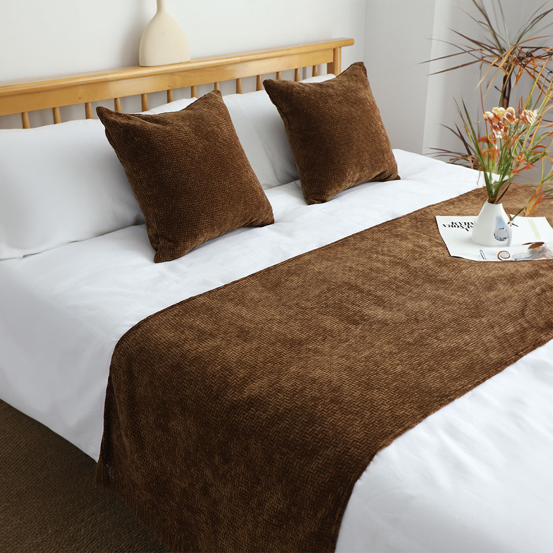 Soga 70Cm Brown Vintage Bed Scarf Runner Bedding Tail Pad Flag For Home Hotel Set Of 3, Home, Bed Linen, Throws And Blankets, Blankets, ,  - Nz Depot 4