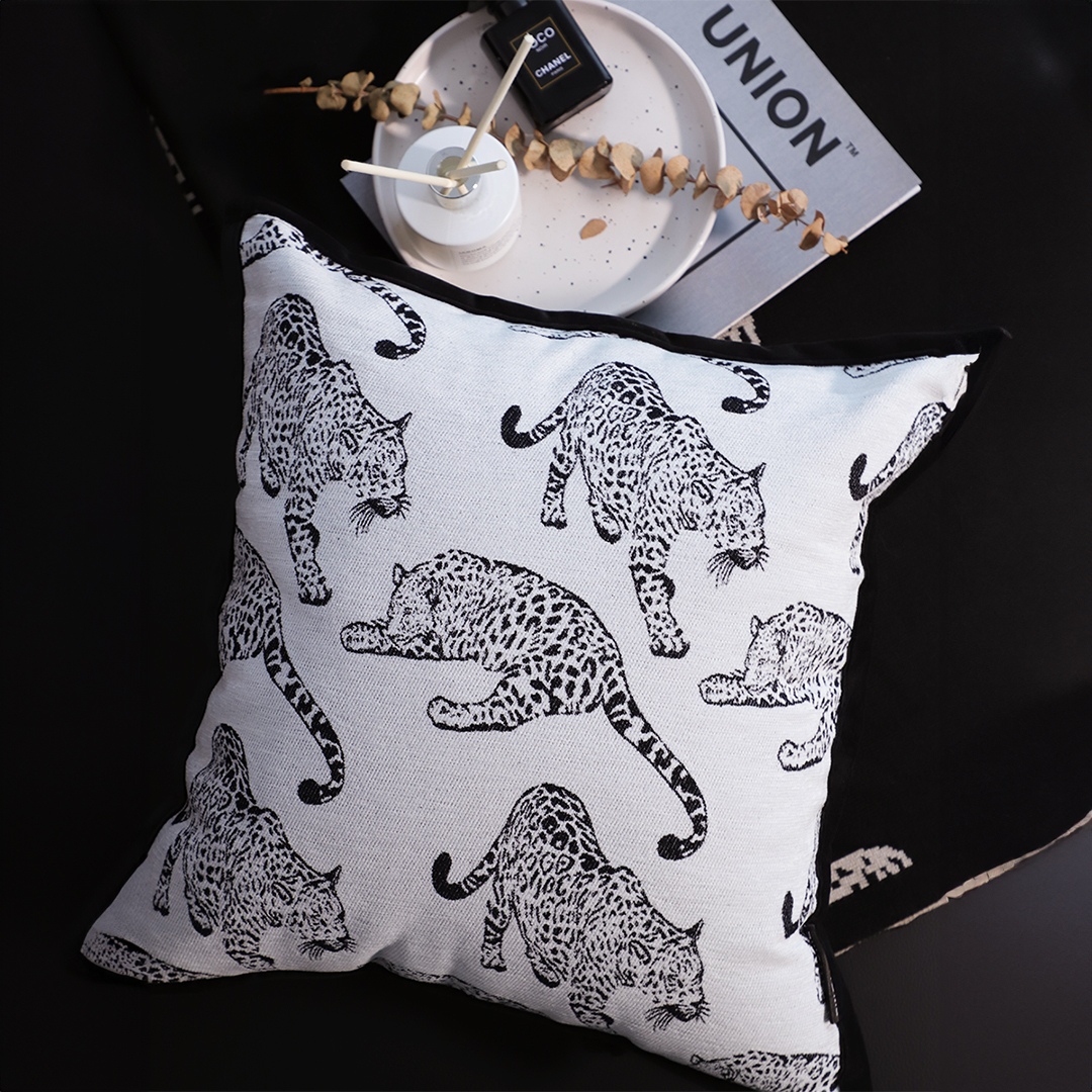 Soga 2X 45Cm Throw Pillow White &Amp; Black Leopard Light Luxury Decorative Cushion For Living Room, Furniture, Living Room Furniture, Occasional Chairs, , ,  - Nz Depot 4