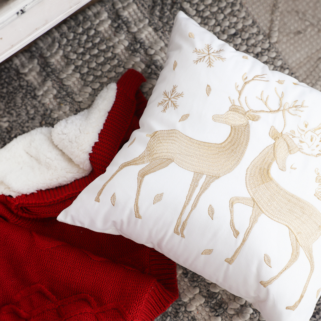 Soga 45Cm Throw Pillow White With Golden Christmas Reindeer Festive Holiday Square Cushion For Cozy Winter Decor, Furniture, Living Room Furniture, Occasional Chairs, , ,  - Nz Depot 3