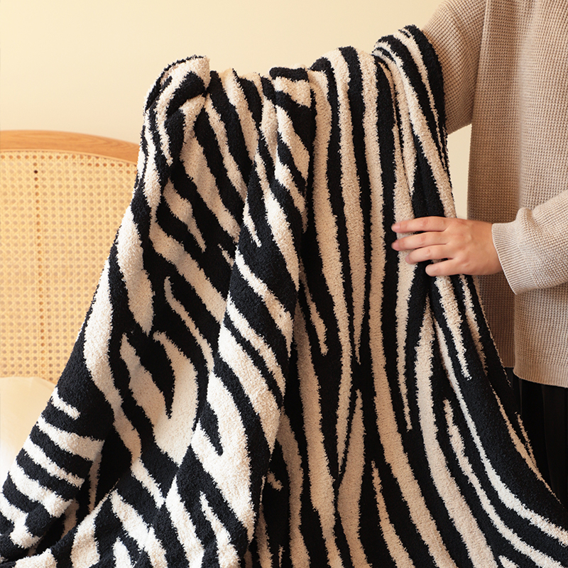 SOGA 2X 130x170cm Throw Blanket Black and White Soft Zebra Print Half Fleece Casual Stylish Cozy, Home, Bed Linen, Throws And Blankets, Blankets, ,  - NZ DEPOT 6